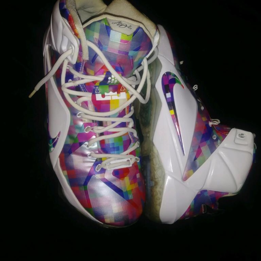 Nike lebrons
